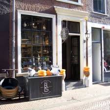 Te Koop Delicatesse Zaak Gespecialiseerd In Kaas En Wijn Wijn