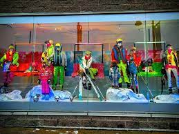 Brynne K Momentsofintimacy Visual Merchandising Displays Visual Display Merchandising Displays