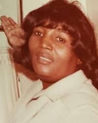 Jessie Wright's Instagram, Twitter & Facebook