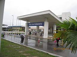 Although ktm's ets (electric train service) was launched in 2010, it was until july 2015 that you can travel further north beyond ipoh to butterworth. Sehr Sauberer Bahnhof Butterworth Railway Station Butterworth Reisebewertungen Tripadvisor