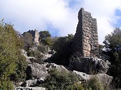 Bir mancınık türü olan trebuchet, ilk olarak m.s. Mancinik Castle Wikipedia