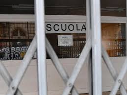 Valter luca de bartolomeis, parliamo di scuole chiuse per covid19 e del caso specifico. Coronavirus Scuole Chiuse In Tutta Italia La Decisione Del Governo Corriere It
