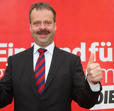 Aspik, gallerte, gallertmasse, sülze beispiel: Wahlkampf Wulf Gallert Linken Spitzenkandidat Bilder Fotos Welt