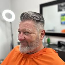 THE BEST 10 BARBERS near W ARROWHEAD TOWNE CENTER, GLENDALE, AZ 85308