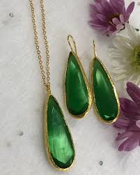 235 Begenme 2 Yorum Instagram Da Zede Zede Zd Kedigozu Tasli Kupe Ve Kolye Kupesizcikmayin Necklace Pendant Jewelry