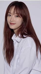 Hani Lee's Instagram, Twitter & Facebook