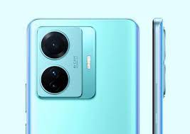 Das Vivo S15e bietet eine 50 MP Triple ...