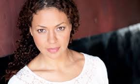 Dora Browning's Instagram, Twitter & Facebook