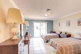 Assisted living of scottsdale is committed to providing compassionate and convenient assisted living services to the elderly, the disabled, and to those in need of dedicated health monitoring. Colonial Assisted Living At Fort Lauderdale Llc Fort Lauderdale Fl Seniorhousingnet Com