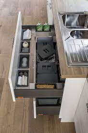 Arrex Le Cucine Cassetti Belli E Funzionali Per La Tua Cucina Idee Per La Cucina Organizzazione Cassetto Cucina Organizzare I Cassetti