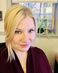 Kimberly Keating's Instagram, Twitter & Facebook