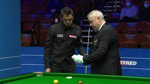 Watch live on bbc one, bbc two, bbc four and red. World Snooker Championship 2021 Ronnie O Sullivan Asks For Cue Ball To Be Changed After One Shot Eurosport