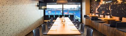 Ruim 4000 spellen, 1000 legpuzzels, 700 funko's, 1000 breinbrekers, kasten vol fanartikelen en hebbedingen op 300 m². Ontmoeten Koning Willem Ii Stadion Bonheur Horeca Groep Koning Willem Ii Stadion