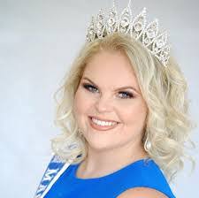 Queen Kelsey's Instagram, Twitter & Facebook