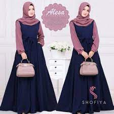 Kombinasi warna yang cocok untuk desain dan pakaian pena 09 11 2019 kombinasi ini merupakan perpaduan yang cocok untuk menghadirkan nuansa pelaut dengan warna baju biru donker dan warna kerudung putih serta diberikan aksen tali berwarna putih di baju biru donker tersebut akan. Hijab Yang Cocok Untuk Baju Warna Navy Nusagates