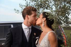 Fotos de la boda de sergio ramos y pilar rubio. La Fiesta Post Boda De Sergio Ramos Y Pilar Rubio Un Unicornio De Recuerdo Y Ni Rastro De Ac Dc Famosos