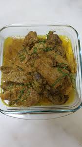 1 kg daging (dipotong nipis) 3 ulas bwg merah (dihiris) 2 tangkai daun kari 2 ulas bwg putih (dihiris) 3 kuntum bunga lawang 2 inci kulit kayu manis 1/2 cawan kicap pekat air asam jawa secukupnya garam secukup rasa minyak masak untuk menumis. Resepi Daging Itik Pawtaste Com