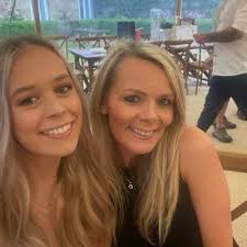 Leah Devlin (@Leahdevlin1989)