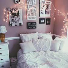 Aug 14, 2017 · talking to them and discussing ideas is a great way for them to be involved and for you to have less work to do. Charming Bedroom Ideas For Teenage Girls
