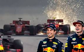 Max verstappen claims first win after lewis hamilton and nico rosberg. F1 Red Bull Aplica El Trolleo Con Memes De Checo Y Max Mediotiempo