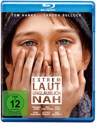 Extrem Laut und Unglaublich Nah: Amazon.co.uk: Hanks, Tom, Bullock, Sandra,  Goodman, John, Sydow, Max von, Davis, Viola, Gandolfini, James, Horn,  Thomas, Wright, Jeffrey, Martinez, Adrian, Roth, Eric, Foer, Jonathan  Safran, Simpson, Claire,