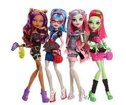 Pack Monster High Ghouls Night Venus Clawdeen Rochelle Y Ghoulia Amazon Es Juguetes Y Juegos Monster High Munecas Monstruos Moster High Personajes