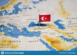 Sus paisajes son exóticos y posee diversos palacios, mezquitas y castillos. La Bandera De Turquia En El Mapa Mundial Foto De Archivo Imagen De Capital Itinerario 155729132