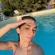 Alexandra Constantin (@alexandra.constantin_) • Threads, Say more