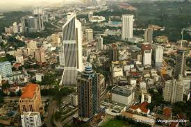 Veteran stockbroker, passionate venture capitalist, mentor, trained surveyor, avid travel writer and political pundit. Landschaft Der Stadt Jalan Raja Chulan Kuala Lumpur Malaysia