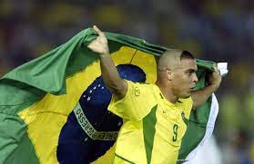 Era a consagração e a volta por cima da seleção mais vitoriosa do planeta, responsável por reinventar o. Em Campanha Invicta Selecao Brasileira Conquistava O Penta Ha 18 Anos Confederacao Brasileira De Futebol