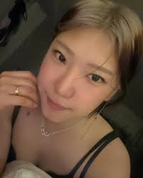 omg your girl's engaged ???!?!??!? i built my beautiful custom  @doveggs.jewelry engagement ring at  https://woto.ink/juiueu/custom-your-own-by-DovEggs they have amazing Lab  Diamond Collections