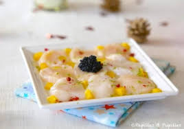 Carpaccio De Saint Jacques Mangues Et Oeufs De Lump Carpaccio Saint Jacques Recettes De Cuisine Repas Noel Original