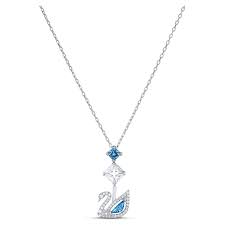 A raw material, which even the most ancient cultures ascribed beneficial, valuable, indeed miraculous properties. Dazzling Swan Halskette Blau Rhodiniert Swarovski Com