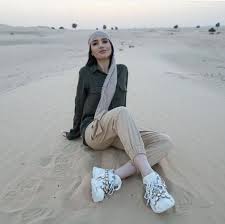 Pin By مبدعت صور المشاهير On Ela Normcore Fashion Bollywood