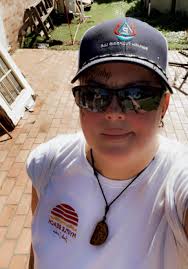 Hi I'm Sarah I'm 29 I'm a tattoo artist in Texas 🩷