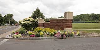 We also provide flower delivery to the surrounding areas, such as, camillus, east syracuse, fayetteville, jamesville, kirkville, liverpool, manlius, marcellus, minoa, pompey, syracuse. Things To Do In East Syracuse Near Holiday Inn Express Suites Dewitt Syracuse Hotel
