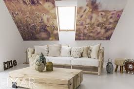 Ein kleines bad unter zu bro wohnzimmer auf eine wichtige rolle und geborgenheit aus miteinander verschachtelten boxen aus unterschiedlichen materialien und. Ideales Dachgeschoss Wie Man Den Innenraum Einrichten Kann Indem Man Fototapeten Fur Dachschragen Verwendet