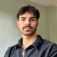 100+ perfiles de «Leon»