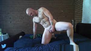 Hot Stud Striptease to Justin Timberlake Spaceship Coupe Gay Porn Video -  TheGay.com