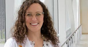 Kim Berman's Instagram, Twitter & Facebook