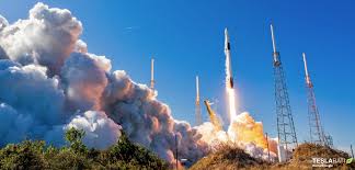 Eastern from space launch complex 40 at cape canaveral space force station, florida. Spacex Nails First Falcon 9 Booster Launch Debut In Months Photos