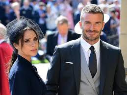 Victoria beckham wurde ordentlich dafür kritisiert, dass sie bei harrys und meghans hochzeit so mies gelaunt schien. Kultur Showbiz Hochzeit Von Meghan Und Harry Buh Rufe Fur Victoria Beckham Und Sie Zeigt Zu Viel Pressfrom Deutschland