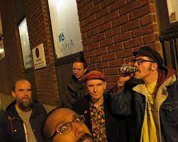 Always new sounds and improvisations, different. Review Full Album Stream Kungens Man Fornekaren