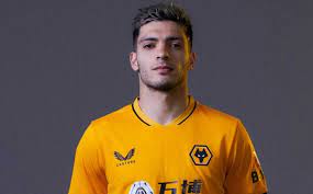 Born 5 may 1991) is a mexican professional footballer who plays for premier league club wolverhampton wanderers and the mexico national team as a forward. Ynofeqjoyic8km