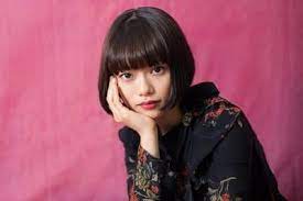 顔の筋肉を整えて 3大老けライン が薄くなる woman smart nikkei style 顔の筋肉 咲花 顔
