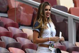 هل يرحل بول بوغبا عن مانشستر يونايتد؟ eurosport arabia. Ø¨ÙˆÙ„ Ø¨ÙˆØ¬Ø¨Ø§ ÙˆØ²ÙˆØ¬ØªÙ‡