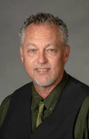 Brett Noel's Instagram, Twitter & Facebook