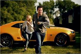 Age of extinction is a 2014 american science fiction/action film in the transformers film series. Transformers Age Of Extinction Reviews Screen