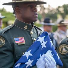 The 21st Annual National Peace Officers' Memorial Run (NPOMR) “Run to  Remember” will take place Thursday, September 25th, 2025, through to  Saturday, September 27th, 2025. For additional details, please see:  https://www.barriepolice.ca/national-peace ...