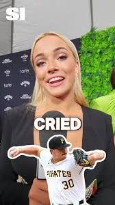 Libby Dunn's Instagram, Twitter & Facebook